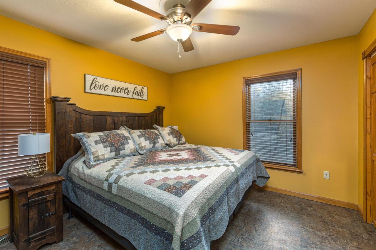 North Ridge Place Brand New Log Cabin With Hot Tub Great Location Sevierville Eksteriør bilde